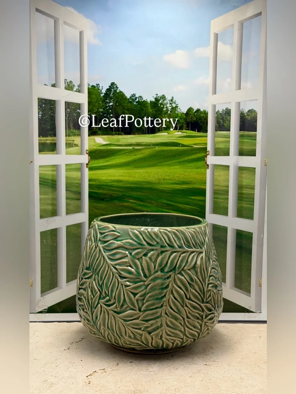 Green Leaf Ceramic Planter 7x7, Textured Fern Leaf Flower Pot with Drainage Hole